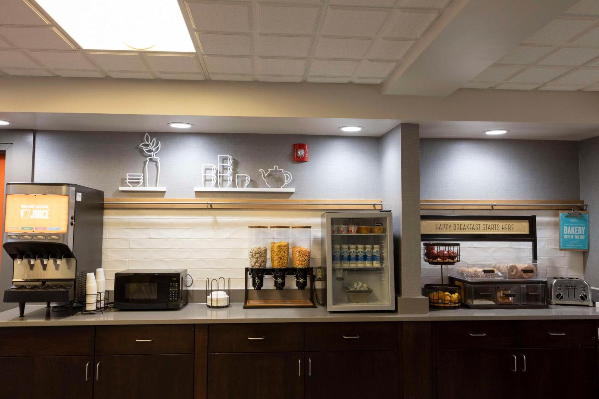 Hampton Inn Kent/Akron Area Dış mekan fotoğraf