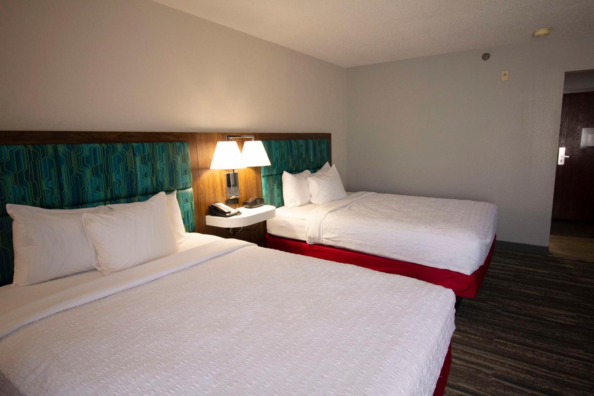 Hampton Inn Kent/Akron Area Dış mekan fotoğraf
