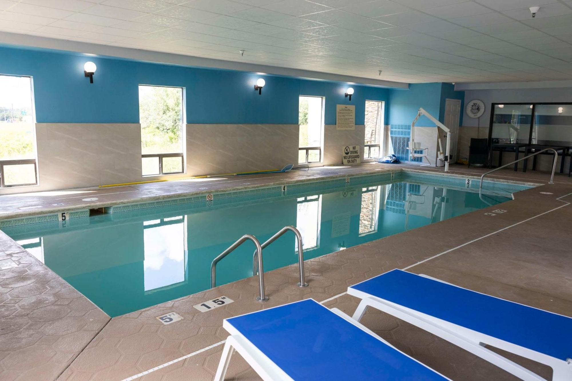 Hampton Inn Kent/Akron Area Dış mekan fotoğraf